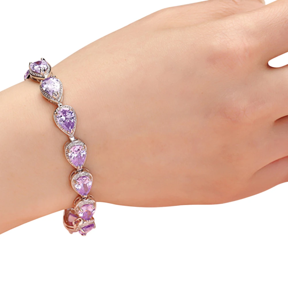 Elegant Zircon Bracelet Purple Shining Decorative Lightweight Comfortable Skin Touch Jewelry for Women Party Gift Occasion
Elegant Zircon Bracelet Purple Shining Decorative Lightweight Comfortable Skin Touch Jewelry for Women Party Gift Occasion