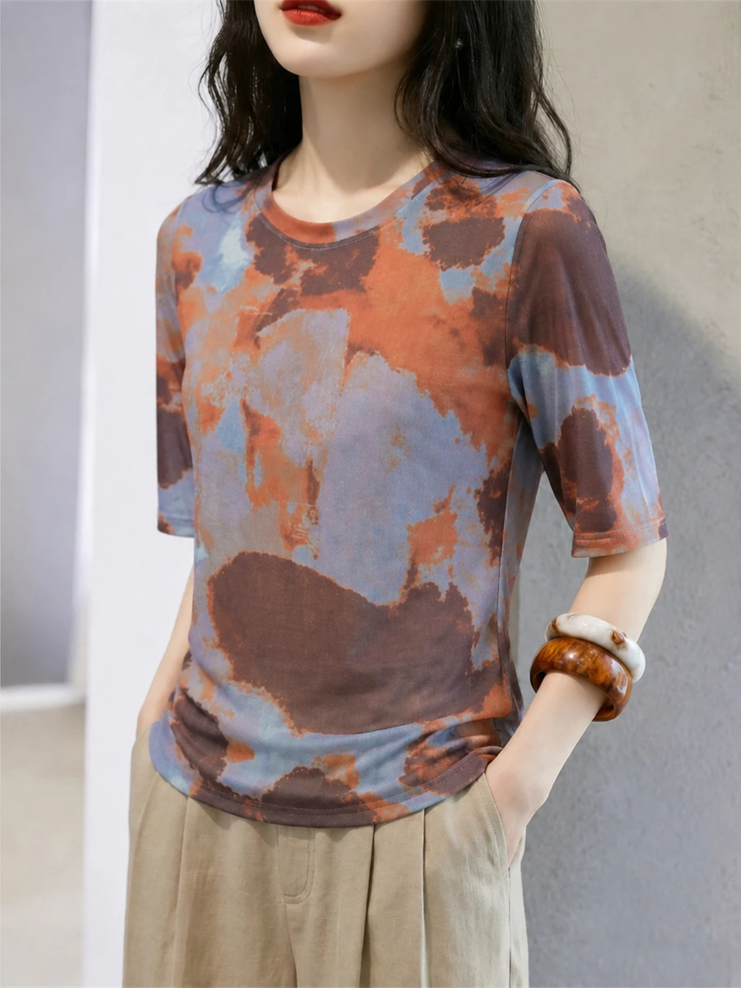 2026 Summer Fashion Gradient Print Short Sleeve round Neck Commute Slimming Lazy Style Women's T-Shirt Korean Version Straigh...
2026 Summer Fashion Gradient Print Short Sleeve round Neck Commute Slimming Lazy Style Women's T-Shirt Korean Version Straigh...