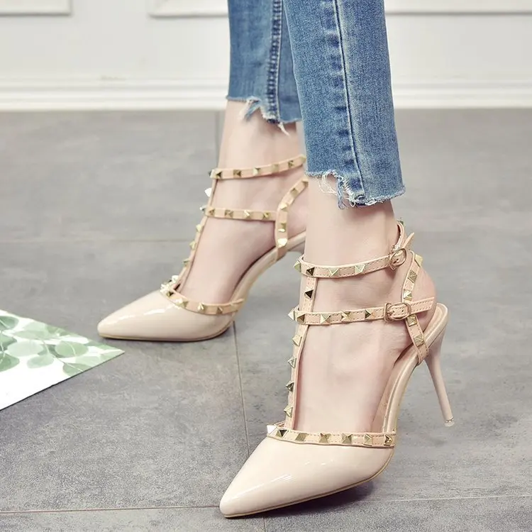 2023 Summer Sexy Pointed Toe T-Strap Hollow out Nail Head High Heels Women's Shoes Fine Heel Versatile Rubber Outsole PU Upper
2023 Summer Sexy Pointed Toe T-Strap Hollow out Nail Head High Heels Women's Shoes Fine Heel Versatile Rubber Outsole PU Upper