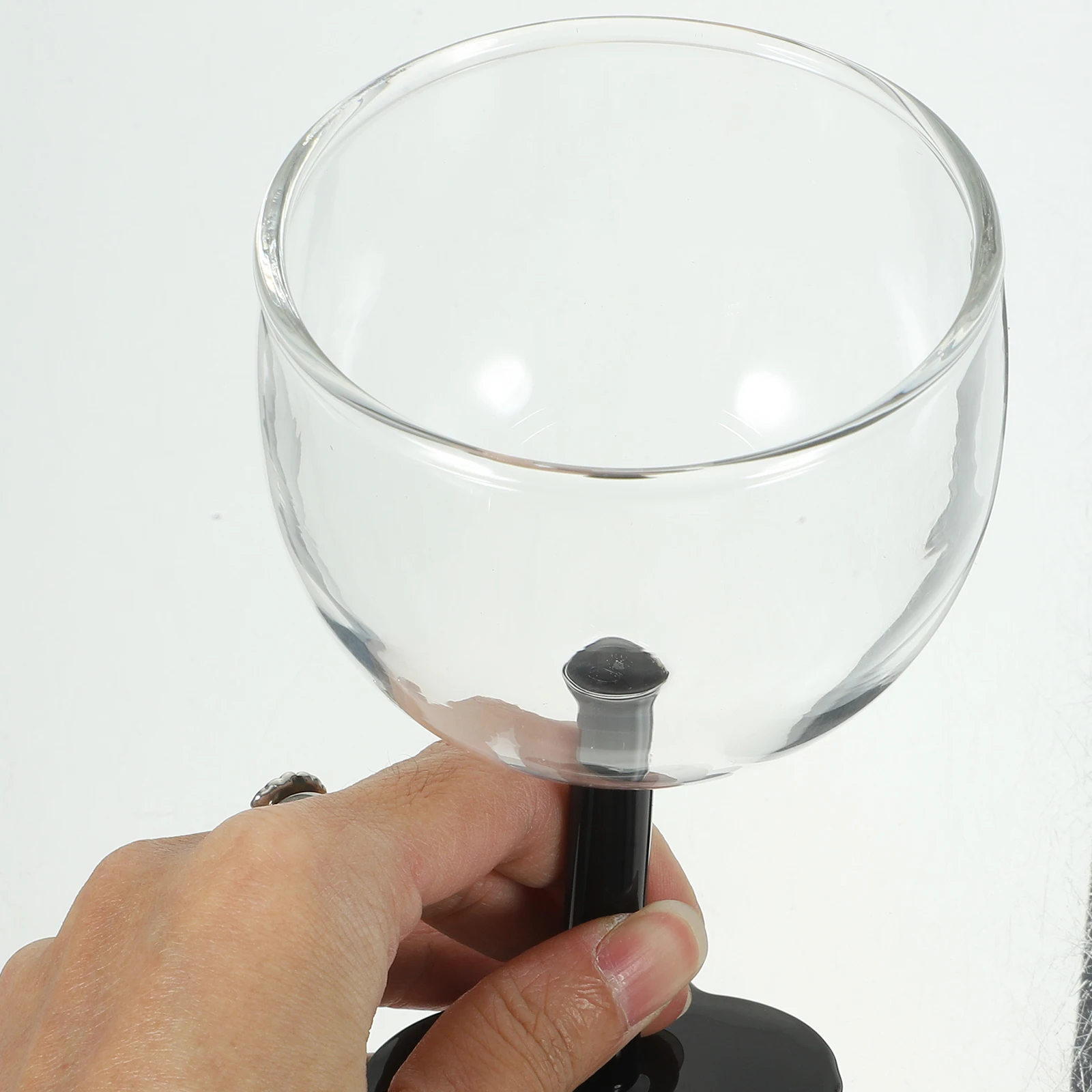 Glass Black Foot Goblet Novelty Cocktail Cup Party Whiskey Glasses Reusable Beverage Cups Wine Goblets 
Glass Black Foot Goblet Novelty Cocktail Cup Party Whiskey Glasses Reusable Beverage Cups Wine Goblets