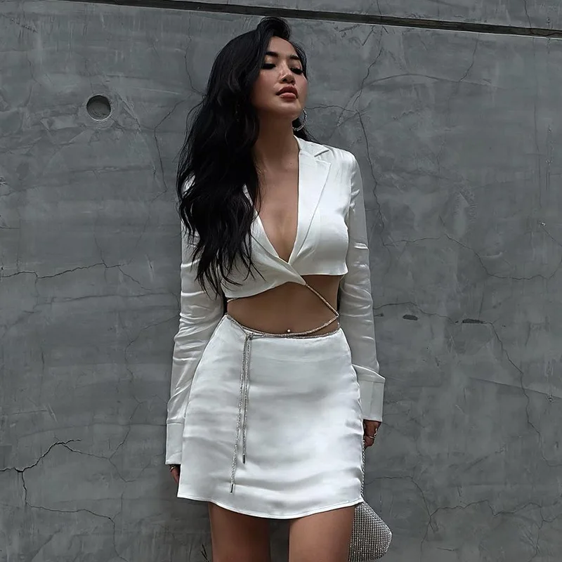 Autumn Winter Spice Slim Rose Satin High Waist Lace Up Short Skirt Long Sleeve Cardigan Two Piece Women's Workwear
Autumn Winter Spice Slim Rose Satin High Waist Lace Up Short Skirt Long Sleeve Cardigan Two Piece Women's Workwear