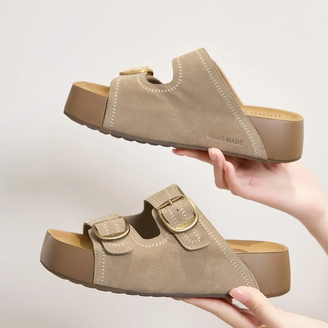 AIYUQI 2026 new women's slippers shoe Women thick-soled height-increasing slip-on slippers Large-size summer beach shoes female
AIYUQI 2026 new women's slippers shoe Women thick-soled height-increasing slip-on slippers Large-size summer beach shoes female