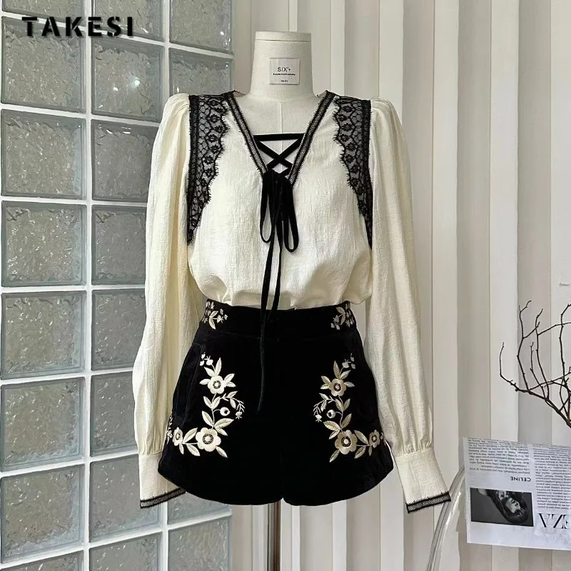2023 Summer Autumn Vintage Elegant Style Two-piece Set Women Long Sleeve Lace-up Lace Top + Black Shorts Casual Shorts Set
2023 Summer Autumn Vintage Elegant Style Two-piece Set Women Long Sleeve Lace-up Lace Top + Black Shorts Casual Shorts Set