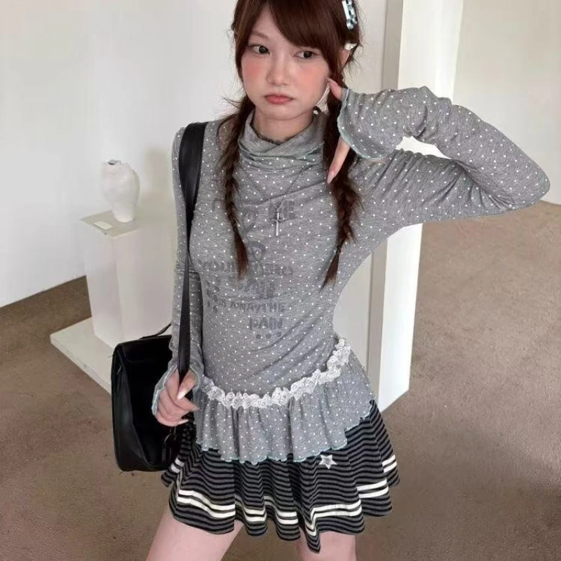 Японские готические слим-футболки в стиле сладкой лолиты для женщин, винтажные, с принтом в горошек, оборками, воротником-шарфом, длинным рукавом, топы Y2K, повседневные футболки
Японские готические слим-футболки в стиле сладкой лолиты для женщин, винтажные, с принтом в горошек, оборками, воротником-шарфом, длинным рукавом, топы Y2K, повседневные футболки