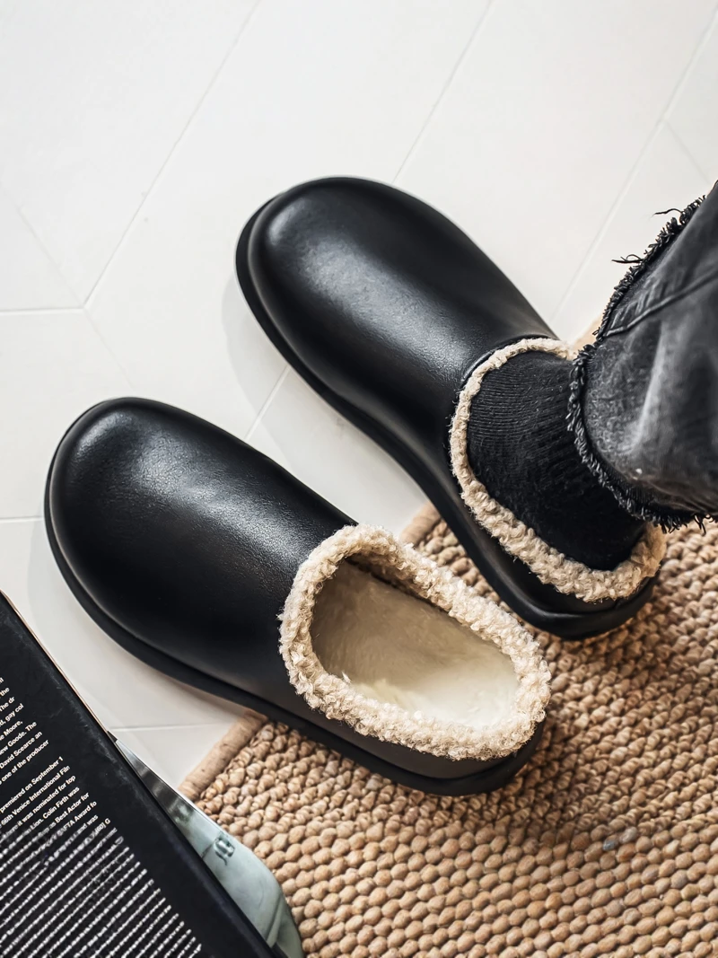 Men's Cotton Slippers Winter Fleece Lined Warm Cold Resistant Office Casual Wear Outdoor Anti Slip Style Slippers
Men's Cotton Slippers Winter Fleece Lined Warm Cold Resistant Office Casual Wear Outdoor Anti Slip Style Slippers