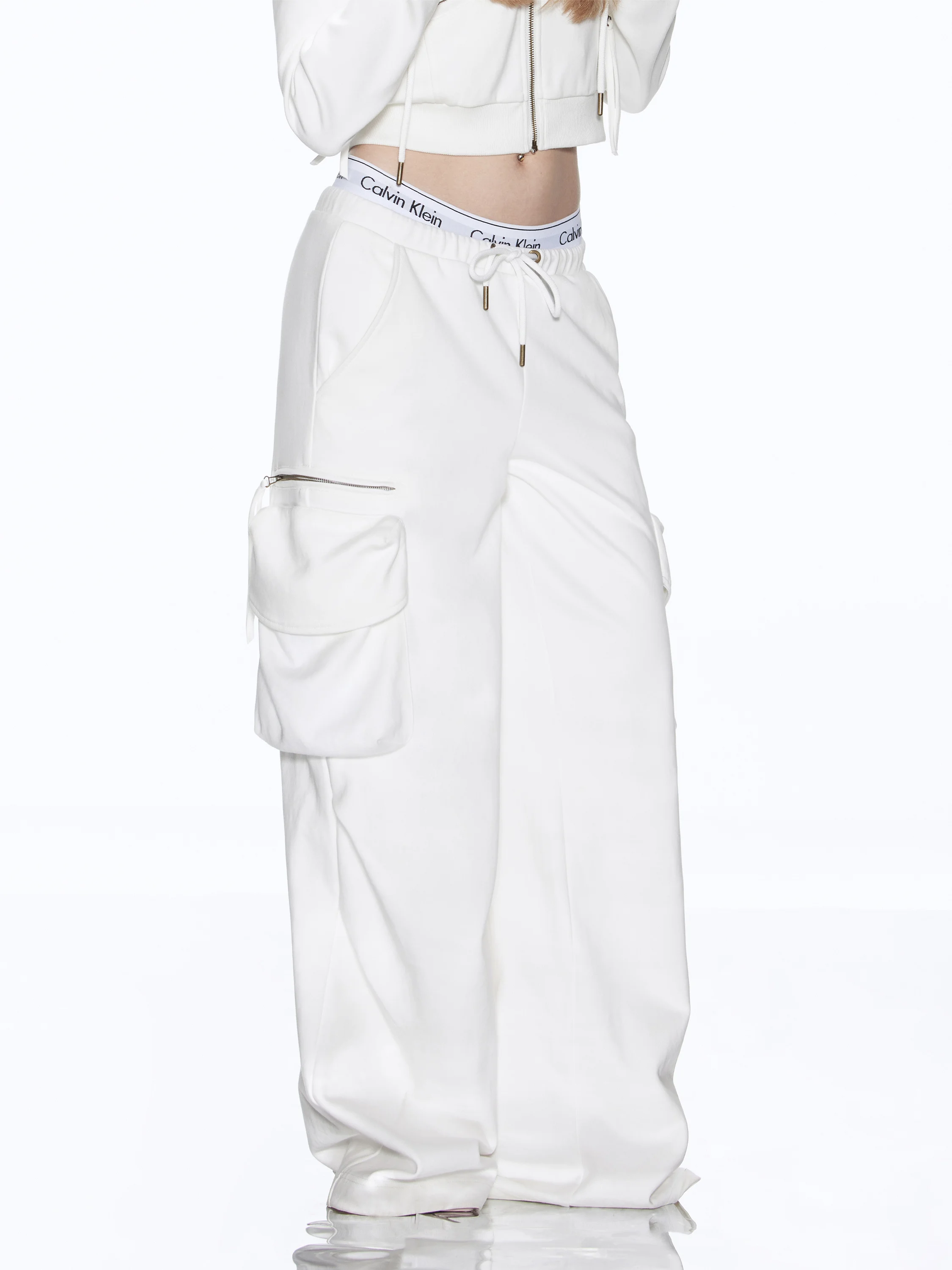 Street Sle Wide Leg Pants Women's Elastic Waist Straight Cut Trousers with kets Casual Cotton Blend Polyester Blend
Street Sle Wide Leg Pants Women's Elastic Waist Straight Cut Trousers with kets Casual Cotton Blend Polyester Blend