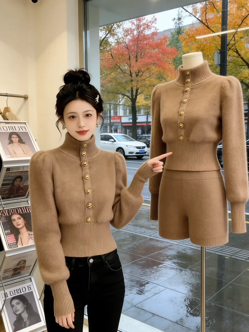 Шикарный зимний вязаный свитер цвета кэмел для женщин, модный, с поясом, высоким воротником, теплый, длинный, на молнии, однотонный.
Шикарный зимний вязаный свитер цвета кэмел для женщин, модный, с поясом, высоким воротником, теплый, длинный, на молнии, однотонный.