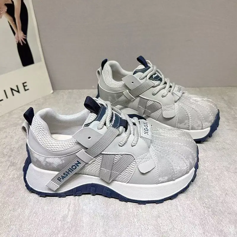 Classic Shell Head Women's Sports Shoes Breathable Mesh Chunky Sneaker Woman High Street Fashionable Walking Shoes High Quality
Classic Shell Head Women's Sports Shoes Breathable Mesh Chunky Sneaker Woman High Street Fashionable Walking Shoes High Quality