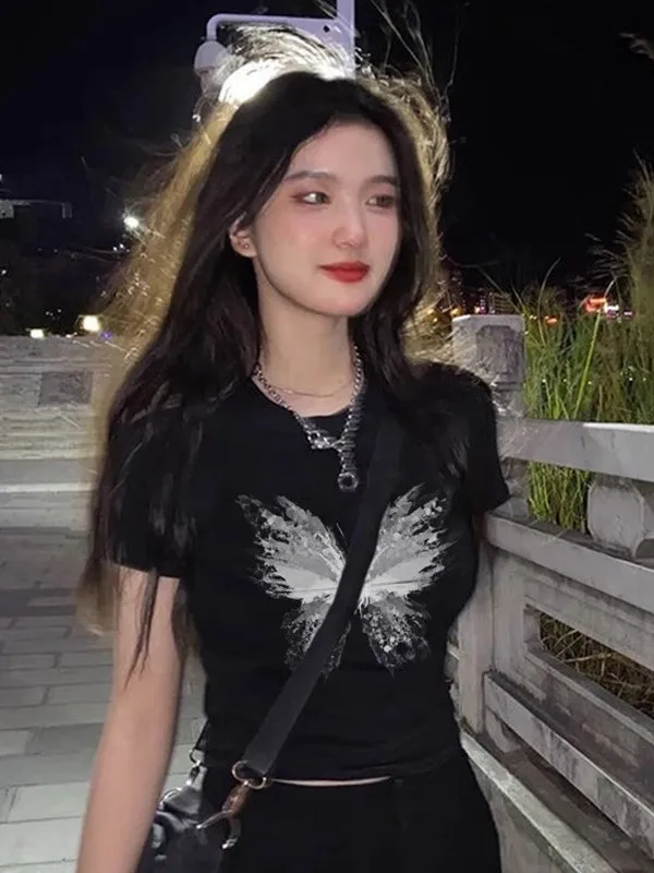 Front Shoulder Butterfly Printed Short-sleeved T-shirt for Women in Summer New Slim Fit Short Cotton Top
Front Shoulder Butterfly Printed Short-sleeved T-shirt for Women in Summer New Slim Fit Short Cotton Top