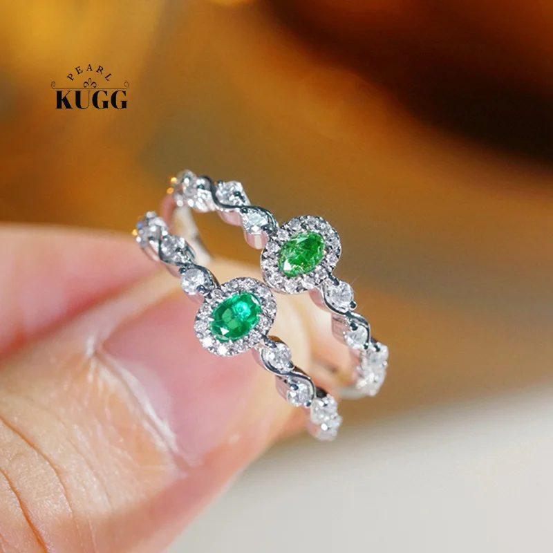 Женское кольцо из белого золота 100% пробы, с натуральным зеленым бриллиантом 
Женское кольцо из белого золота 100% пробы, с натуральным зеленым бриллиантом