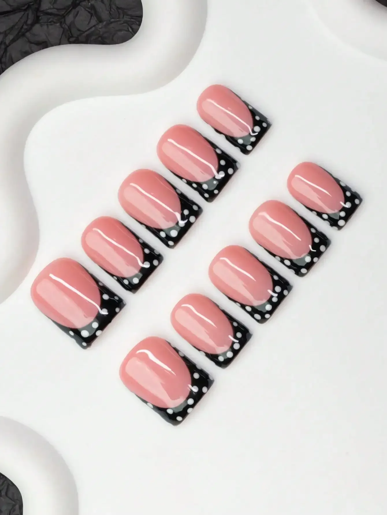 10pcs Square Shaped Handmade Nail Tips, Y2K Baddie Style, Nude & Black Color With French Tips And Polka Dot Elements, Handcrafte
10pcs Square Shaped Handmade Nail Tips, Y2K Baddie Style, Nude & Black Color With French Tips And Polka Dot Elements, Handcrafte