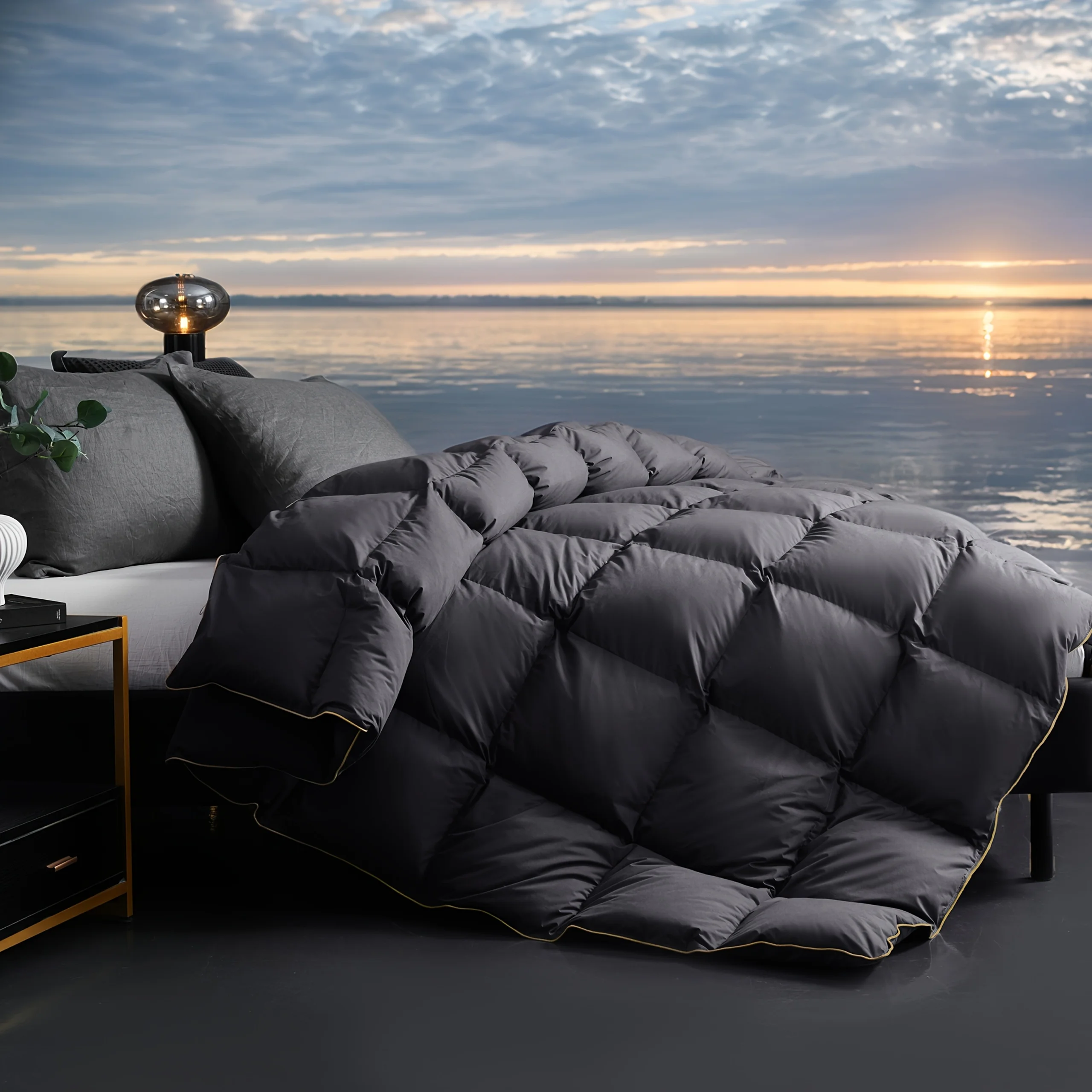 Luxury Goose Down Feather Comforter, Ultra-Soft, Medium Warmth All-Season Fluffy Duvet Insert, Noiseless Bed Comforter, with 8 C
Luxury Goose Down Feather Comforter, Ultra-Soft, Medium Warmth All-Season Fluffy Duvet Insert, Noiseless Bed Comforter, with 8 C