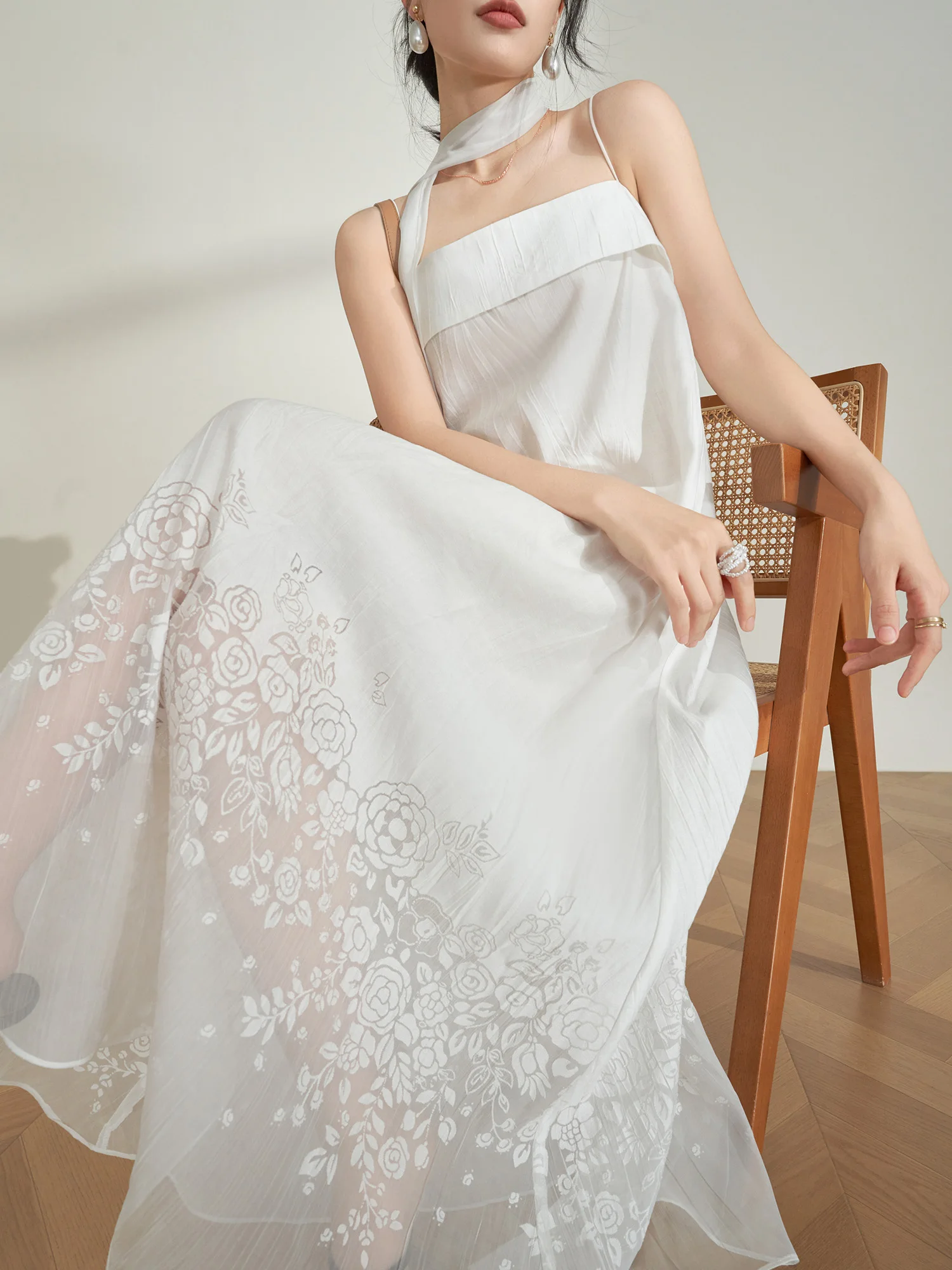 Flowing Era Summer Beach Style Strapless Floral Embroidery Dress Women's Loose Fit Breathable Polyester Casual City Commute D...
Flowing Era Summer Beach Style Strapless Floral Embroidery Dress Women's Loose Fit Breathable Polyester Casual City Commute D...