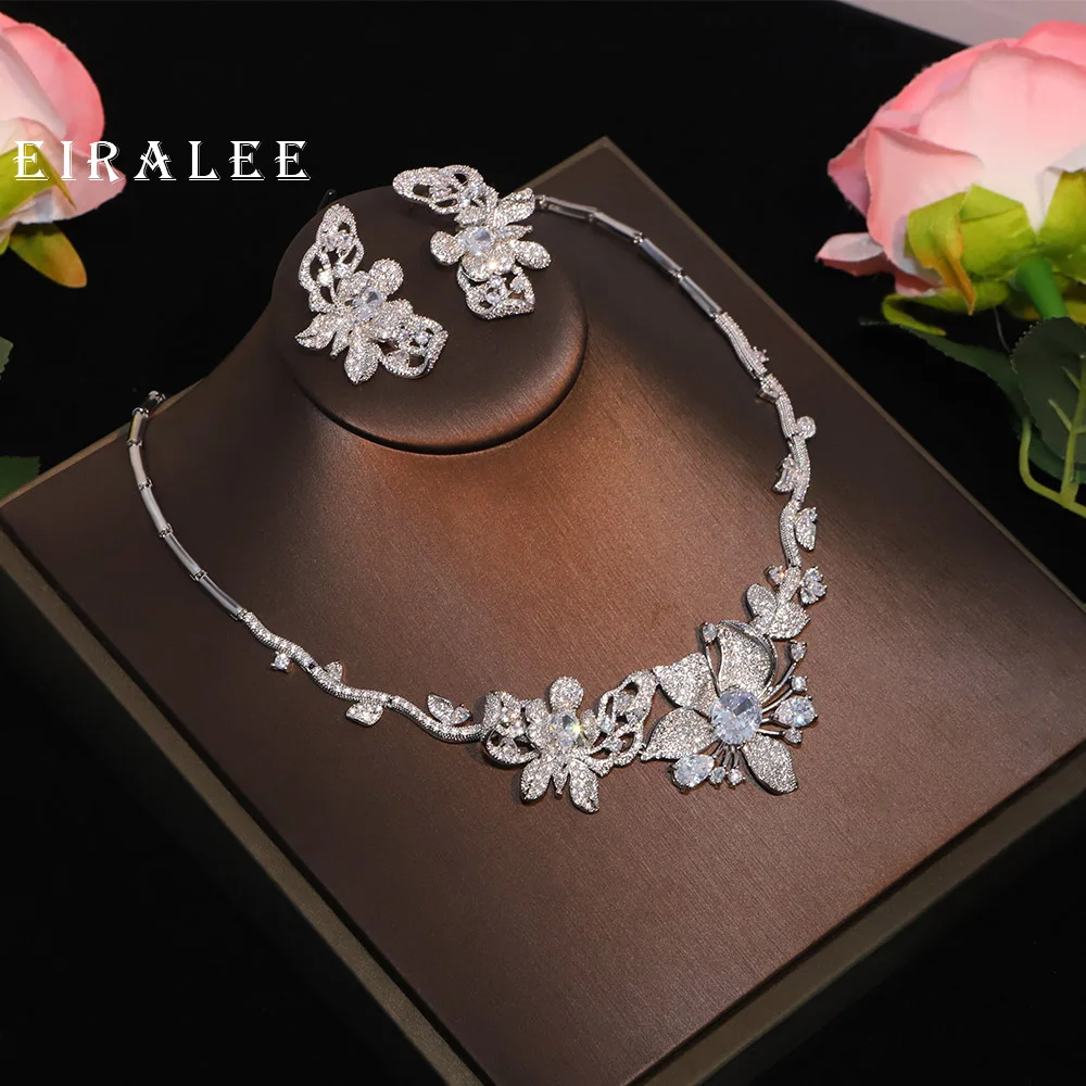 EIRALEE Luxury Butterfly Flower Necklace Earrings Set for Women Oval & Marquise Shapes Elegant Party Jewelry Graceful Charm
EIRALEE Luxury Butterfly Flower Necklace Earrings Set for Women Oval & Marquise Shapes Elegant Party Jewelry Graceful Charm