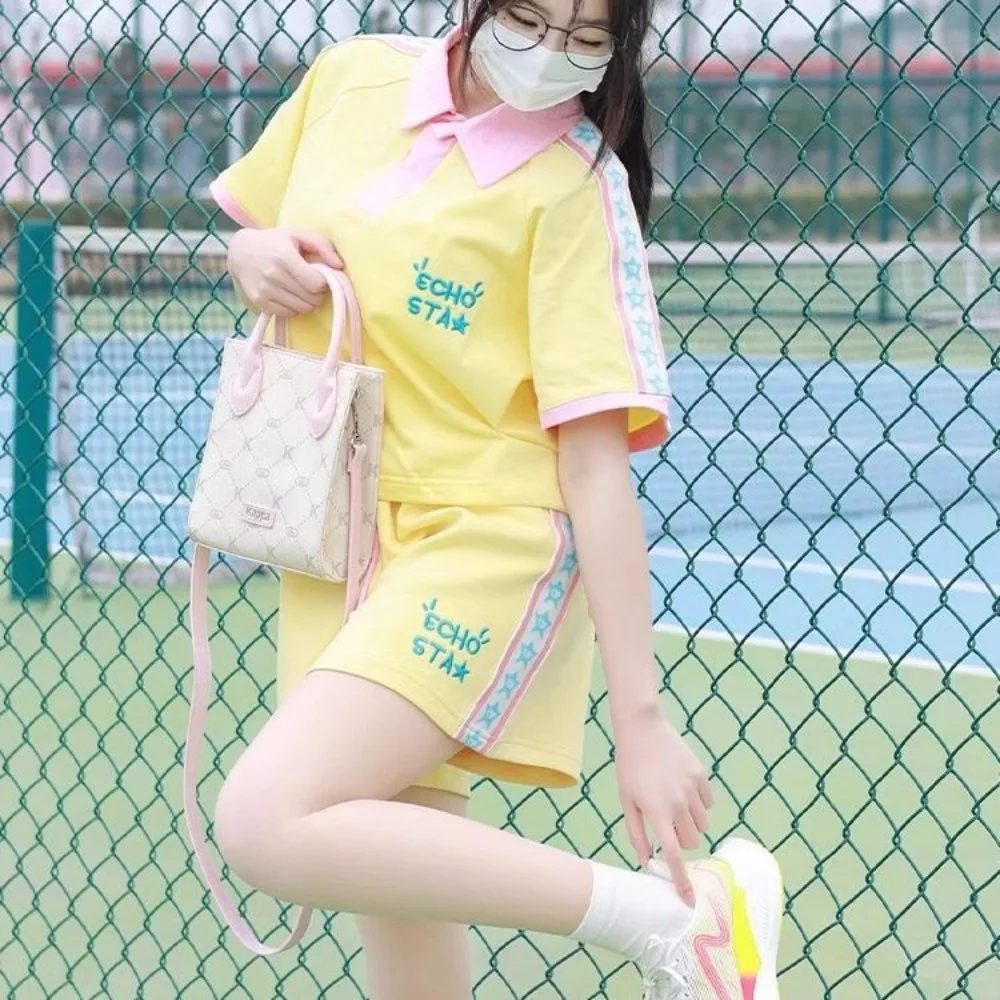 Preppy Style Short Sleeved Polo Collar Top + Casual Shorts 2 Pcs Sets Women Summer Sports Suit for Women Korean Y2k Suits
Preppy Style Short Sleeved Polo Collar Top + Casual Shorts 2 Pcs Sets Women Summer Sports Suit for Women Korean Y2k Suits