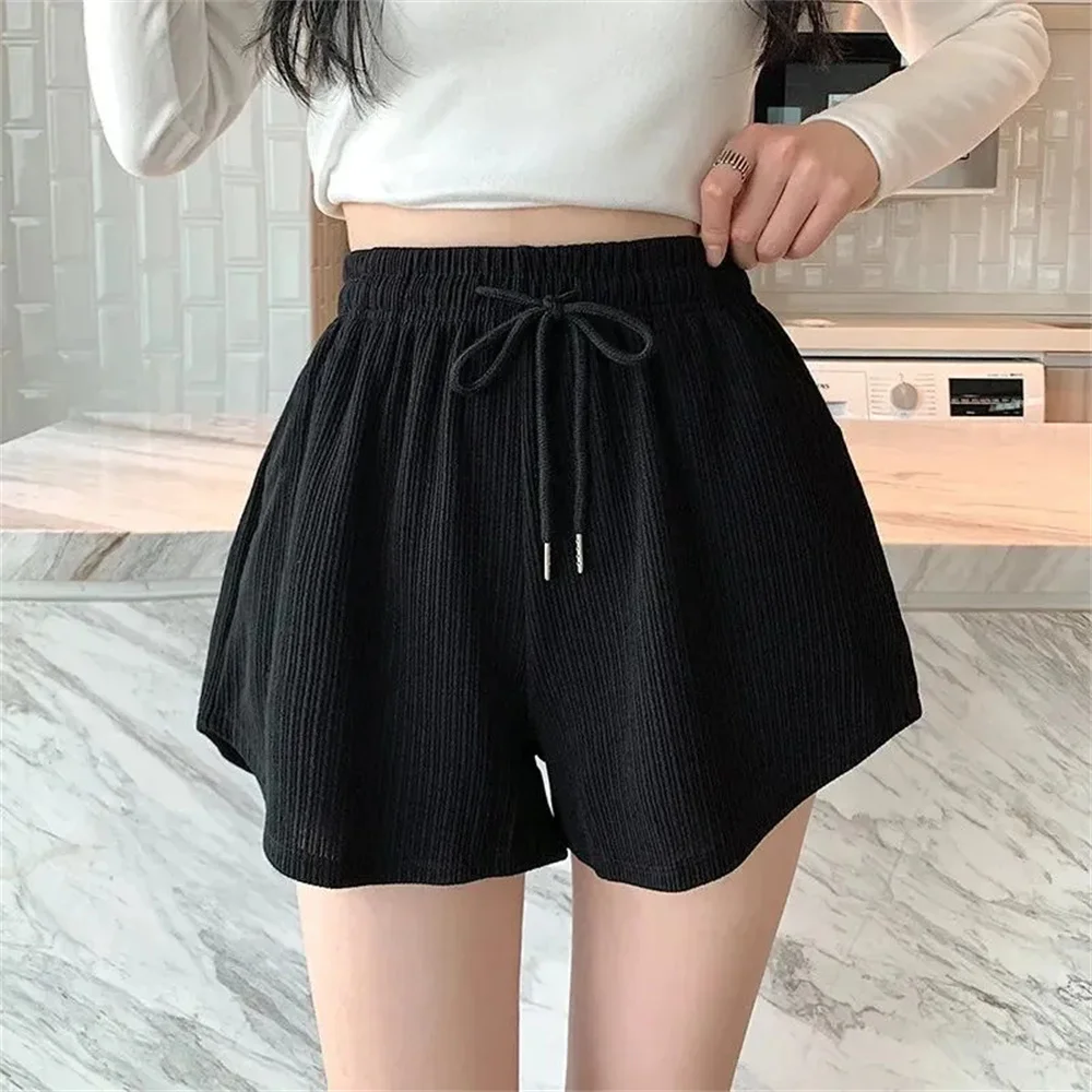 Summer Slim Fit High Waist Yoga A-line Shorts Women's Casual Drawstring Sports Shorts Loose Korean Running Straight Shorts Chic
Summer Slim Fit High Waist Yoga A-line Shorts Women's Casual Drawstring Sports Shorts Loose Korean Running Straight Shorts Chic