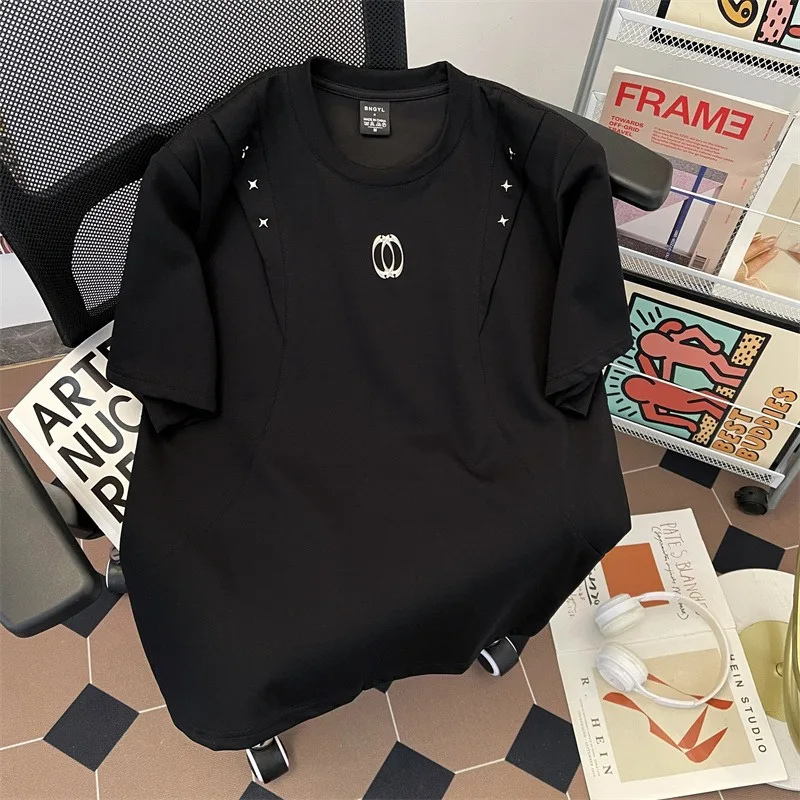 Trendy American Style Men's T-Shirt White Short Sleeve Design Sense Lean Fit Summer Casual Wear Shoulder Width Regular Fit
Trendy American Style Men's T-Shirt White Short Sleeve Design Sense Lean Fit Summer Casual Wear Shoulder Width Regular Fit
