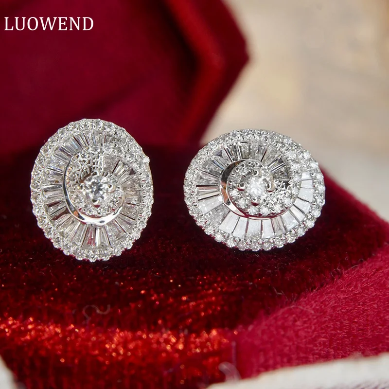 LUOWEND 18K White Gold Earrings Real Natural 0.70carat Diamond Earrings for Women Fashion Thread Design Party Jewelry
LUOWEND 18K White Gold Earrings Real Natural 0.70carat Diamond Earrings for Women Fashion Thread Design Party Jewelry