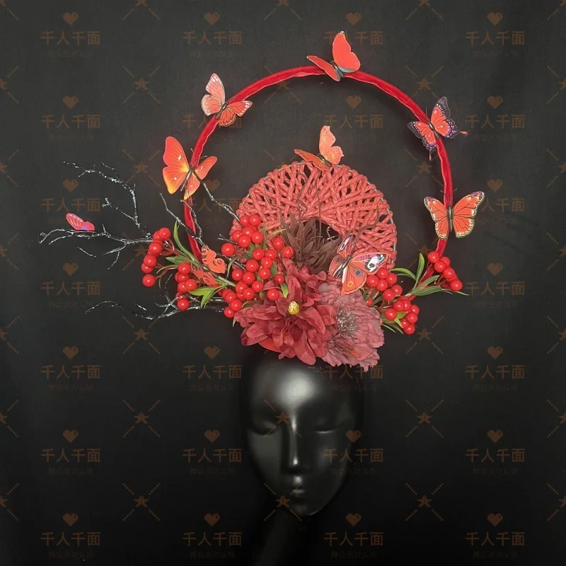 New Chinese ancient style Guochao catwalk model competition photography exaggerated makeup studio photo styling headgear
New Chinese ancient style Guochao catwalk model competition photography exaggerated makeup studio photo styling headgear