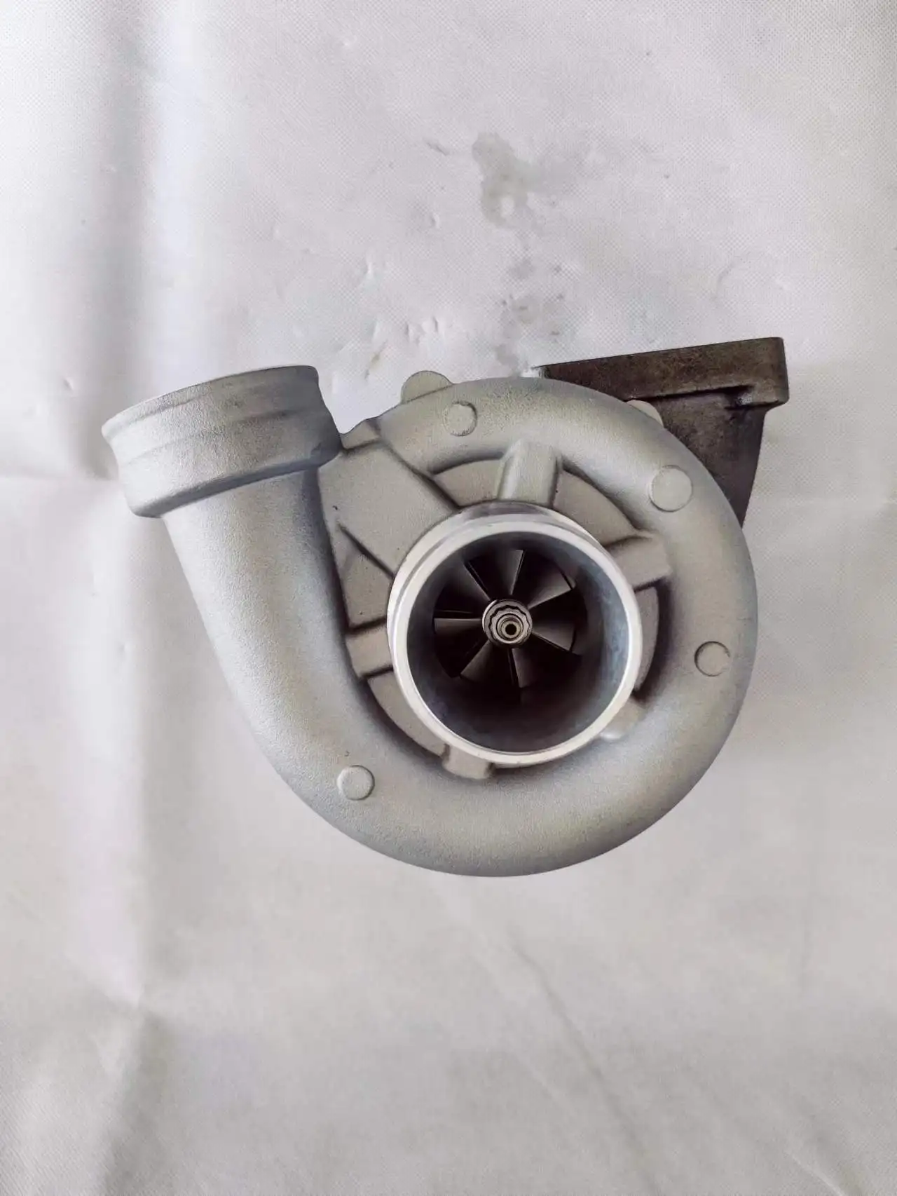 Новый турбо S2AW для морского дизельного двигателя Deutz Volvo 04229807 КЗ 318102 318041 3802173 888886 Турбокомпрессор
Новый турбо S2AW для морского дизельного двигателя Deutz Volvo 04229807 КЗ 318102 318041 3802173 888886 Турбокомпрессор