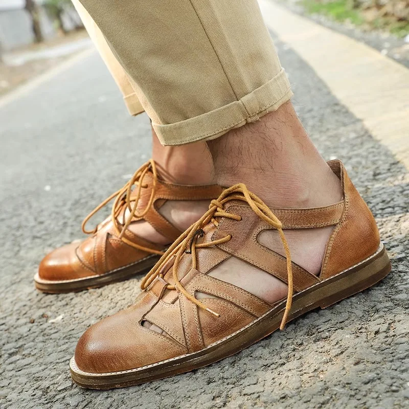 Мужские сандалии ручной работы из натуральной кожи в стиле ретро в римском стиле с круглым носком, удобная уличная пляжная обувь из воловьей кожи с мягкой подошвой
Мужские сандалии ручной работы из натуральной кожи в стиле ретро в римском стиле с круглым носком, удобная уличная пляжная обувь из воловьей кожи с мягкой подошвой