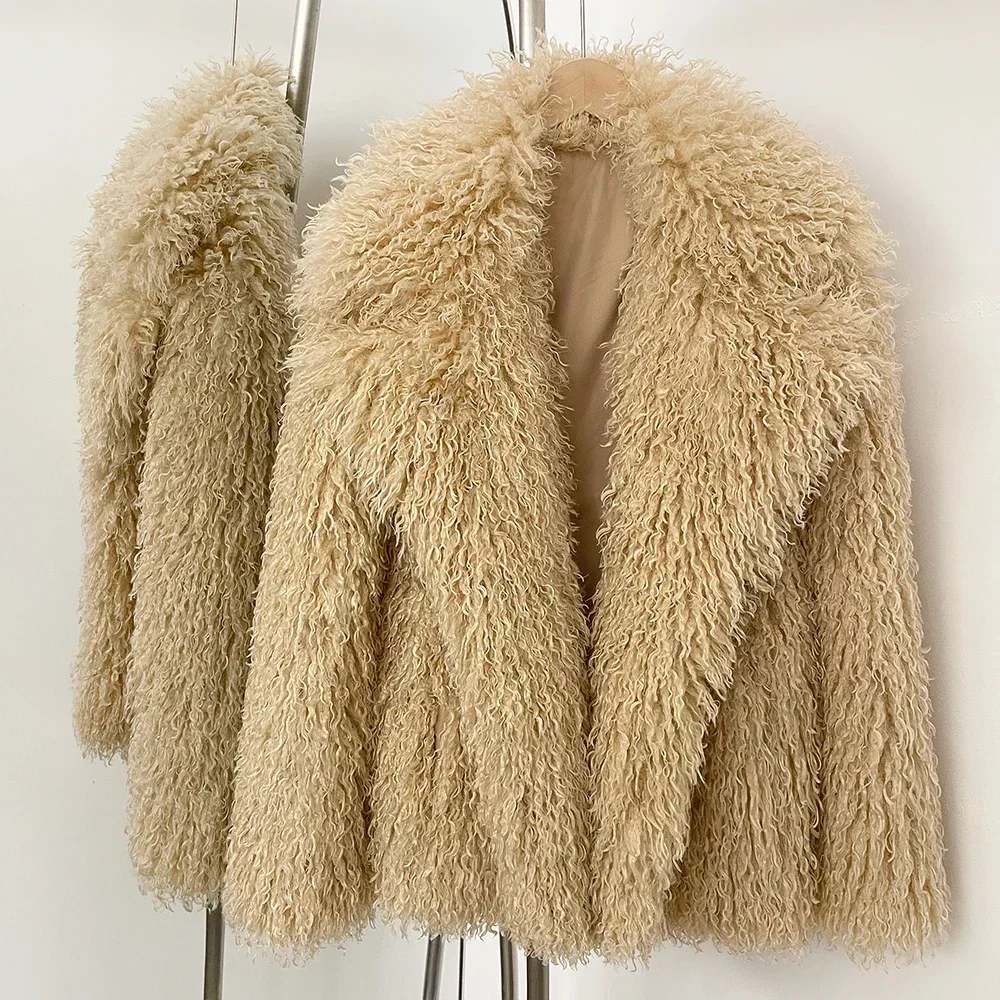 Faux Fluffy Fur Women Fur Coat Warm Eco-friendly New in Winter Long Sleeve Female Office Lady Chic Outerwear Faux Fur Jacket
Faux Fluffy Fur Women Fur Coat Warm Eco-friendly New in Winter Long Sleeve Female Office Lady Chic Outerwear Faux Fur Jacket