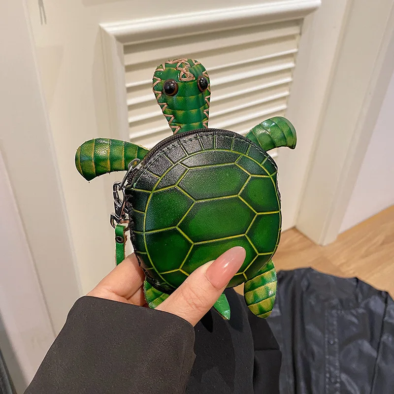 Милая черепаха, забавный креативный кошелек для монет, мультяшная сумка, сумка для ключей из искусственной кожи, сумка для женщин и мальчиков, студенческая мини-сумочка ручной работы с животными
Милая черепаха, забавный креативный кошелек для монет, мультяшная сумка, сумка для ключей из искусственной кожи, сумка для женщин и мальчиков, студенческая мини-сумочка ручной работы с животными