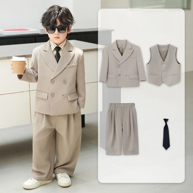 Boys' Formal Blazer Suit Set for Kids Wedding Host Stage Performance Photography Outfit Toddler Boys' Ceremonial Attire
Boys' Formal Blazer Suit Set for Kids Wedding Host Stage Performance Photography Outfit Toddler Boys' Ceremonial Attire
