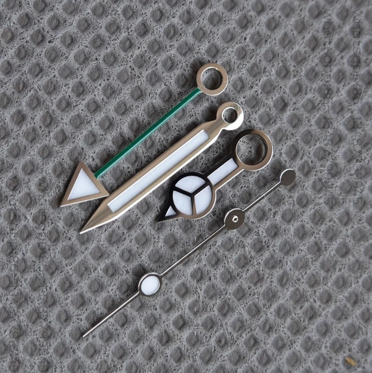 Watch Accessories Hands 3186/3285 Movement 126710
Watch Accessories Hands 3186/3285 Movement 126710