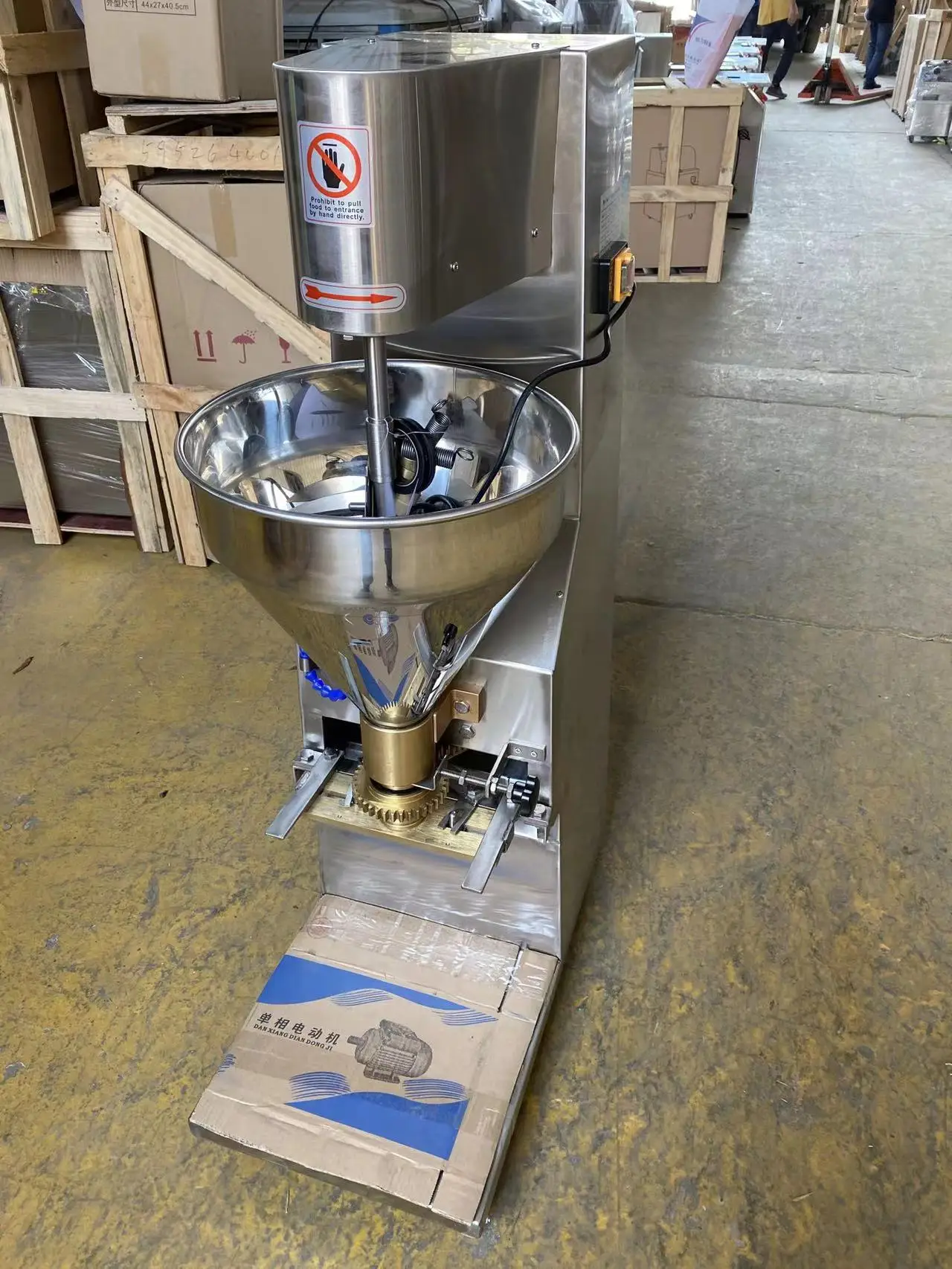 Vertical Commercial Fully Automatic Meatball Molding Machine for Fish, Pork, and Beef Meatballs
Vertical Commercial Fully Automatic Meatball Molding Machine for Fish, Pork, and Beef Meatballs