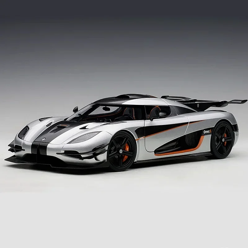 1:24 Koenigsegg ONE 1 Alloy Sports Car Model Diecasts Metal Racing Car Model High Simulation Sound And Light Childrens Toys Gift
1:24 Koenigsegg ONE 1 Alloy Sports Car Model Diecasts Metal Racing Car Model High Simulation Sound And Light Childrens Toys Gift