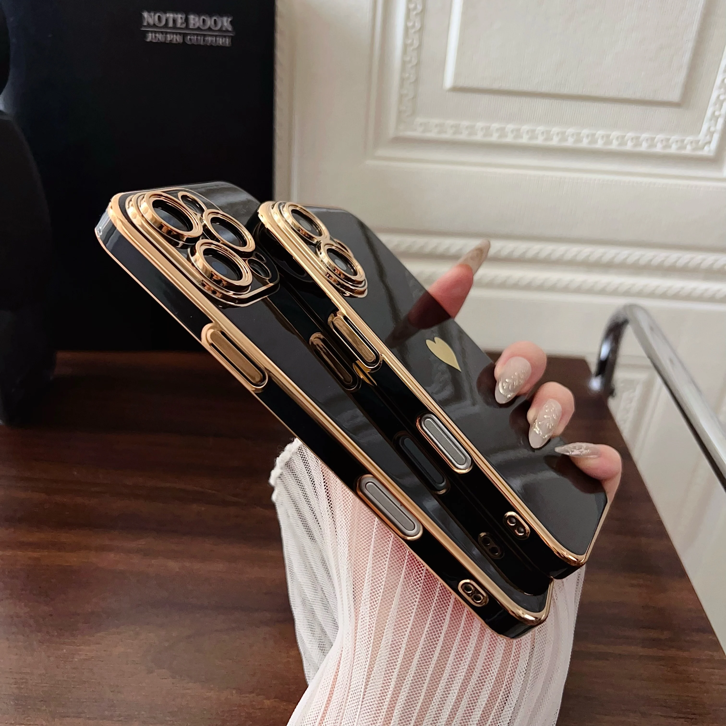 Luxury Love Heart Plating PC Hard Case For iPhone 16 15 14 Pro Max 13 12 11 , Shockproof Cover Phone Cases Protector Skins Shell
Luxury Love Heart Plating PC Hard Case For iPhone 16 15 14 Pro Max 13 12 11 , Shockproof Cover Phone Cases Protector Skins Shell