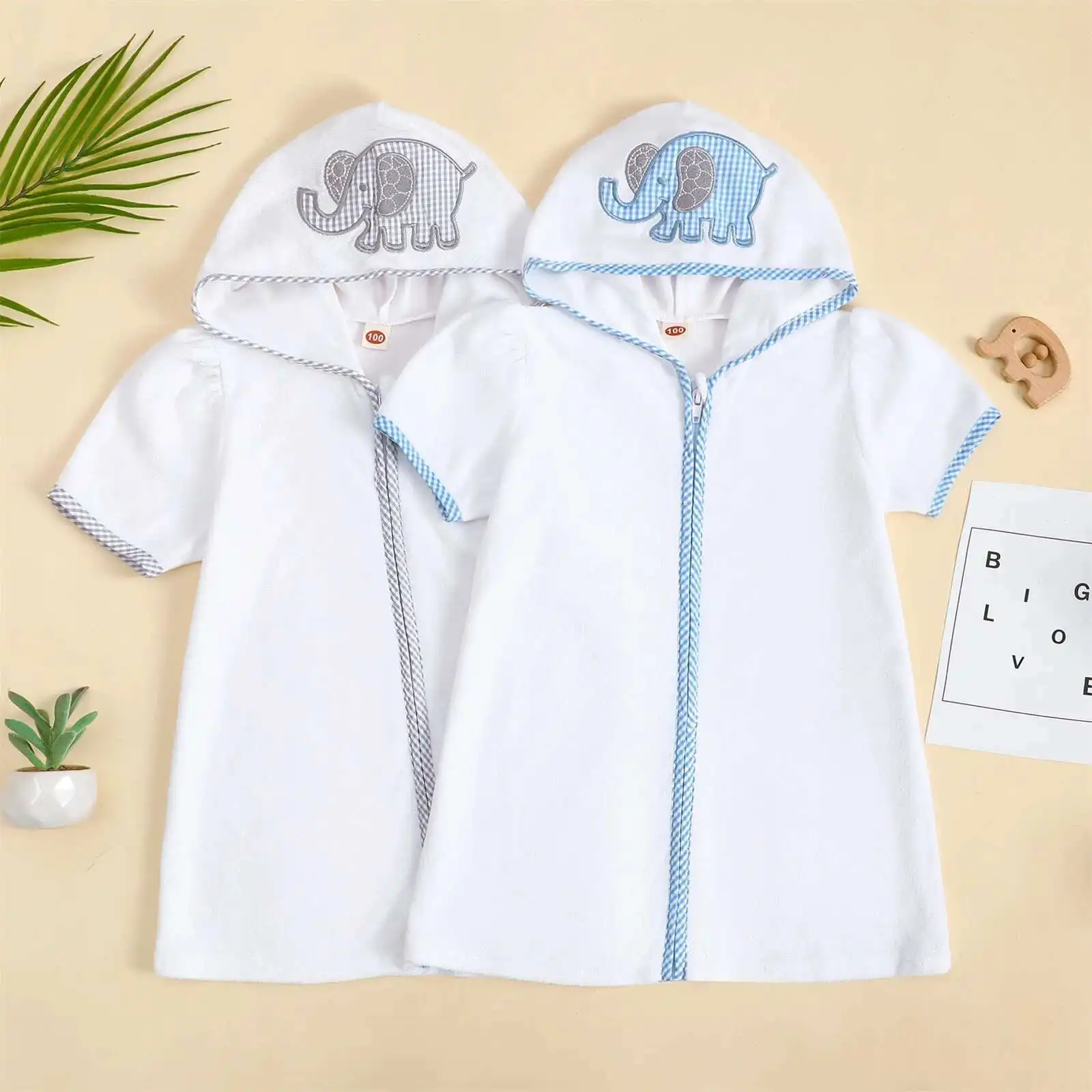 new 4 Colors Lovely Kids Girls Boys Swim Coverups Bow/Elephant Embroidery Short Sleeve Hooded Robe Zip-Up Beachwear
new 4 Colors Lovely Kids Girls Boys Swim Coverups Bow/Elephant Embroidery Short Sleeve Hooded Robe Zip-Up Beachwear