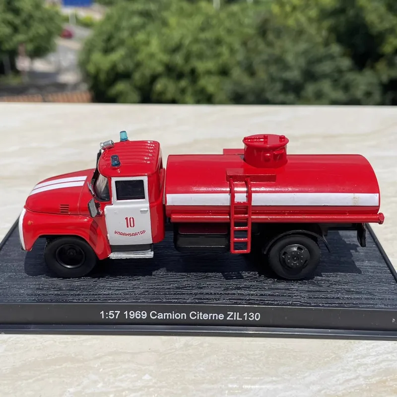 1: 57 alloy 1969 Camion Citerne ZIL130 Soviet car model,simulated fire rescue car ornament,wholesale
1: 57 alloy 1969 Camion Citerne ZIL130 Soviet car model,simulated fire rescue car ornament,wholesale