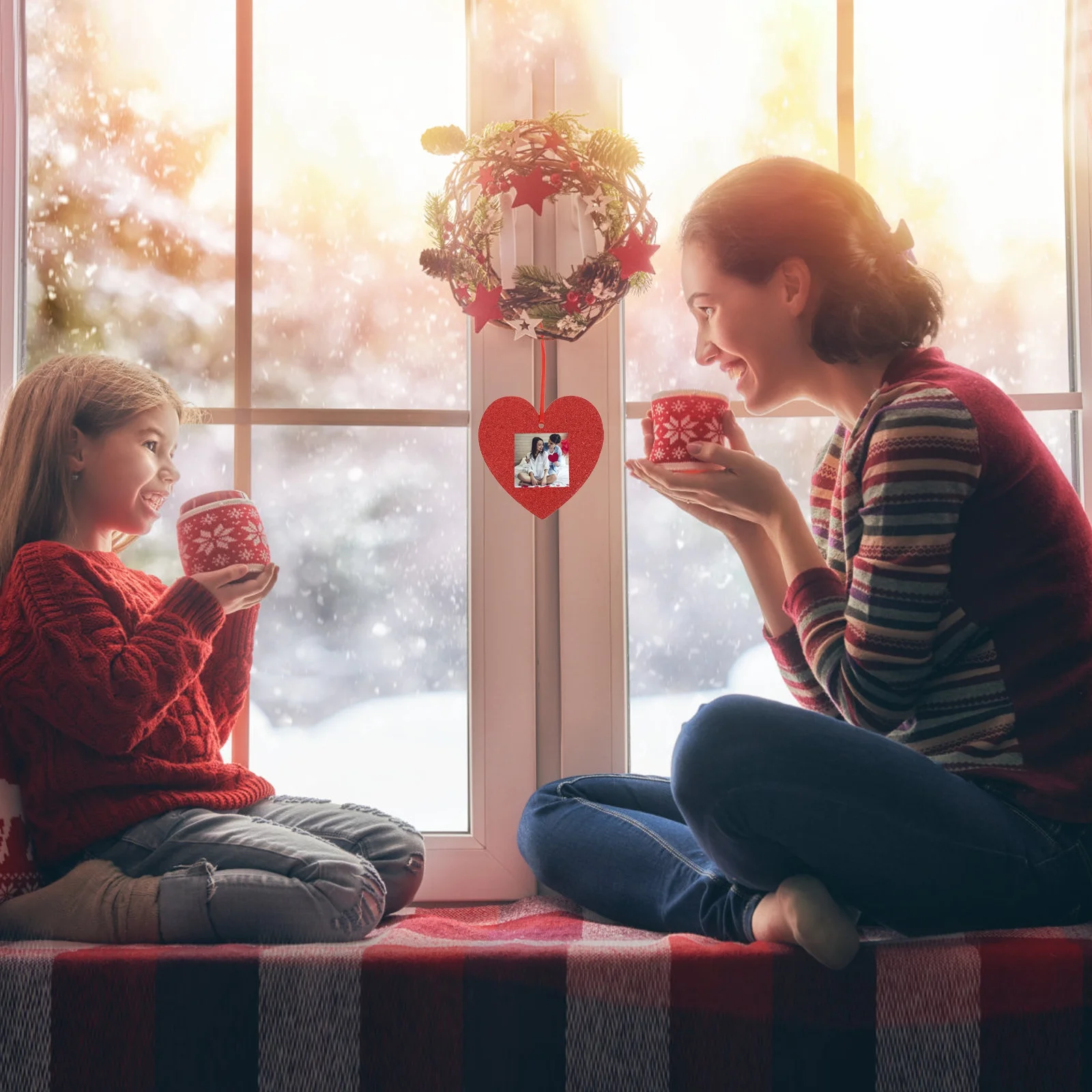 Felt Glitter Photo Frame Ornaments for Pictures Heart Hanging Valentine's Day Decorative Pendant
Felt Glitter Photo Frame Ornaments for Pictures Heart Hanging Valentine's Day Decorative Pendant