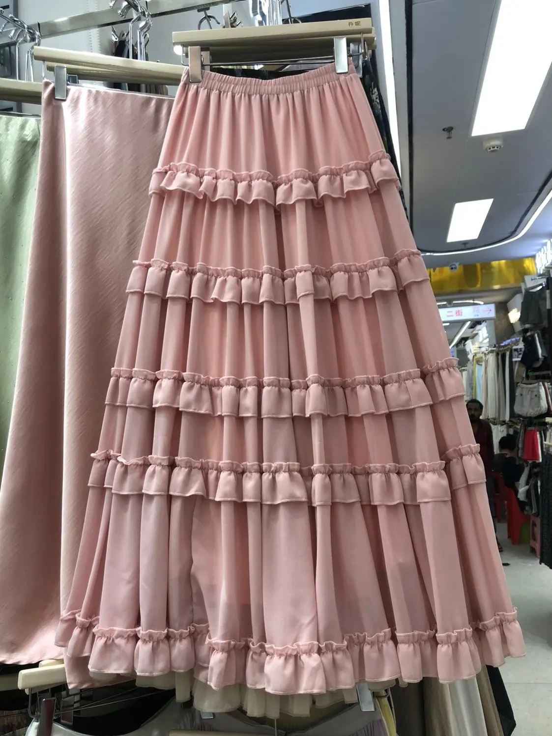 Women's Summer Elegant Ruffled Cake Skirt Lady Solid Color Sweet Elastic Waist A Line Long Skirt
Women's Summer Elegant Ruffled Cake Skirt Lady Solid Color Sweet Elastic Waist A Line Long Skirt