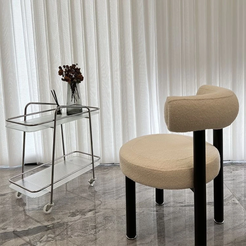 Nordic light luxury makeup stool simple Internet celebrity bedroom dressing stool designer makeup chair home dining
Nordic light luxury makeup stool simple Internet celebrity bedroom dressing stool designer makeup chair home dining