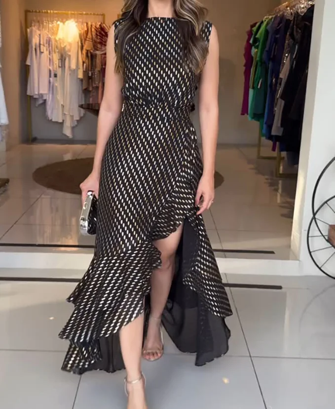 Womens Dresses 2025 Summer Fashion Punching Sleeveless Waist Maxi Dress Elegant Asymmetrical Ruffles Slit Skinny Long Dress
Womens Dresses 2025 Summer Fashion Punching Sleeveless Waist Maxi Dress Elegant Asymmetrical Ruffles Slit Skinny Long Dress