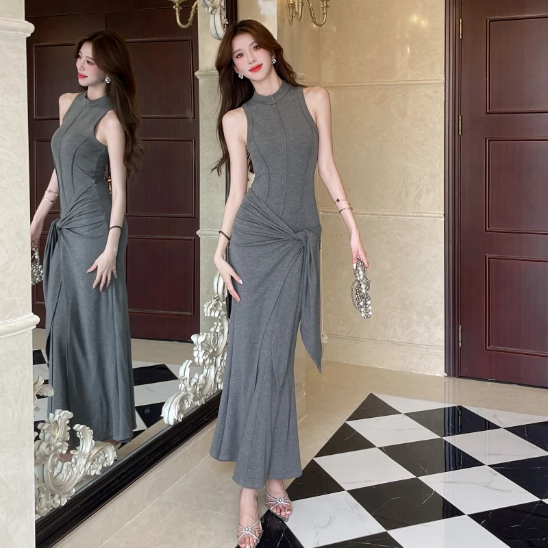 Elegant High-End Gray Modal Vest Dress Slim Fit Fake Two-Piece Bodycon Long Dress
Elegant High-End Gray Modal Vest Dress Slim Fit Fake Two-Piece Bodycon Long Dress