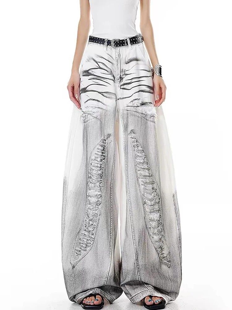 Y2K White Ripped Curved Knife Denim Pants Ink Spray Design Wide Leg Summer Trousers for Women
Y2K White Ripped Curved Knife Denim Pants Ink Spray Design Wide Leg Summer Trousers for Women
