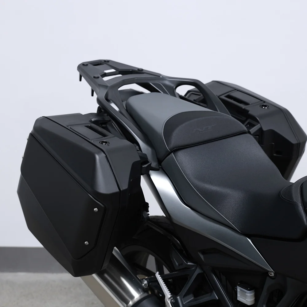 NT1100 travel side luggage, rapid release design, original car fitting for daily commute and long road riding
NT1100 travel side luggage, rapid release design, original car fitting for daily commute and long road riding