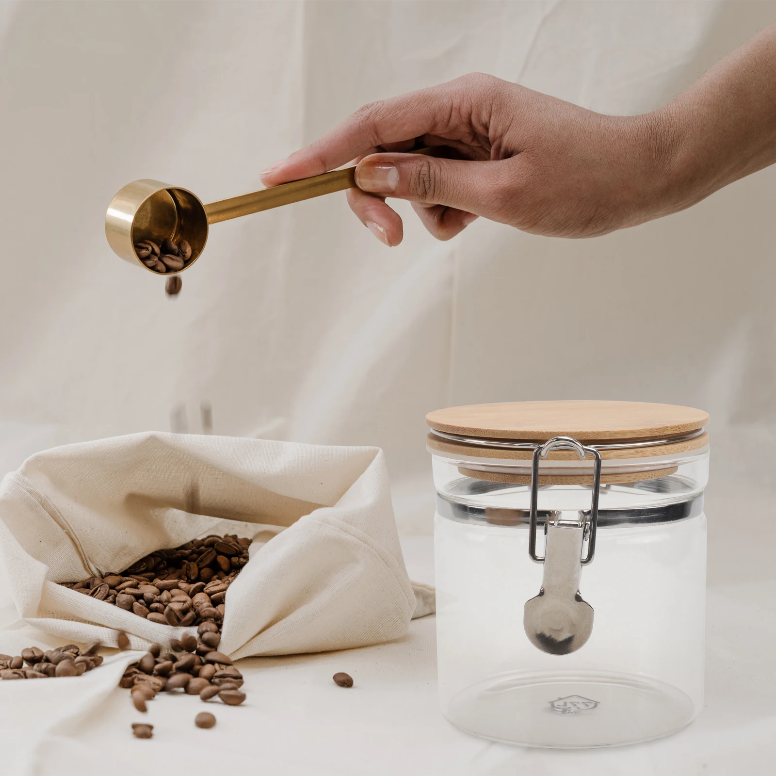 1Pcs Sealing Glass Jar Transparent Kitchen Storage Container Multipurpose Food Storage Airtight Snack Ingredient Holder
1Pcs Sealing Glass Jar Transparent Kitchen Storage Container Multipurpose Food Storage Airtight Snack Ingredient Holder