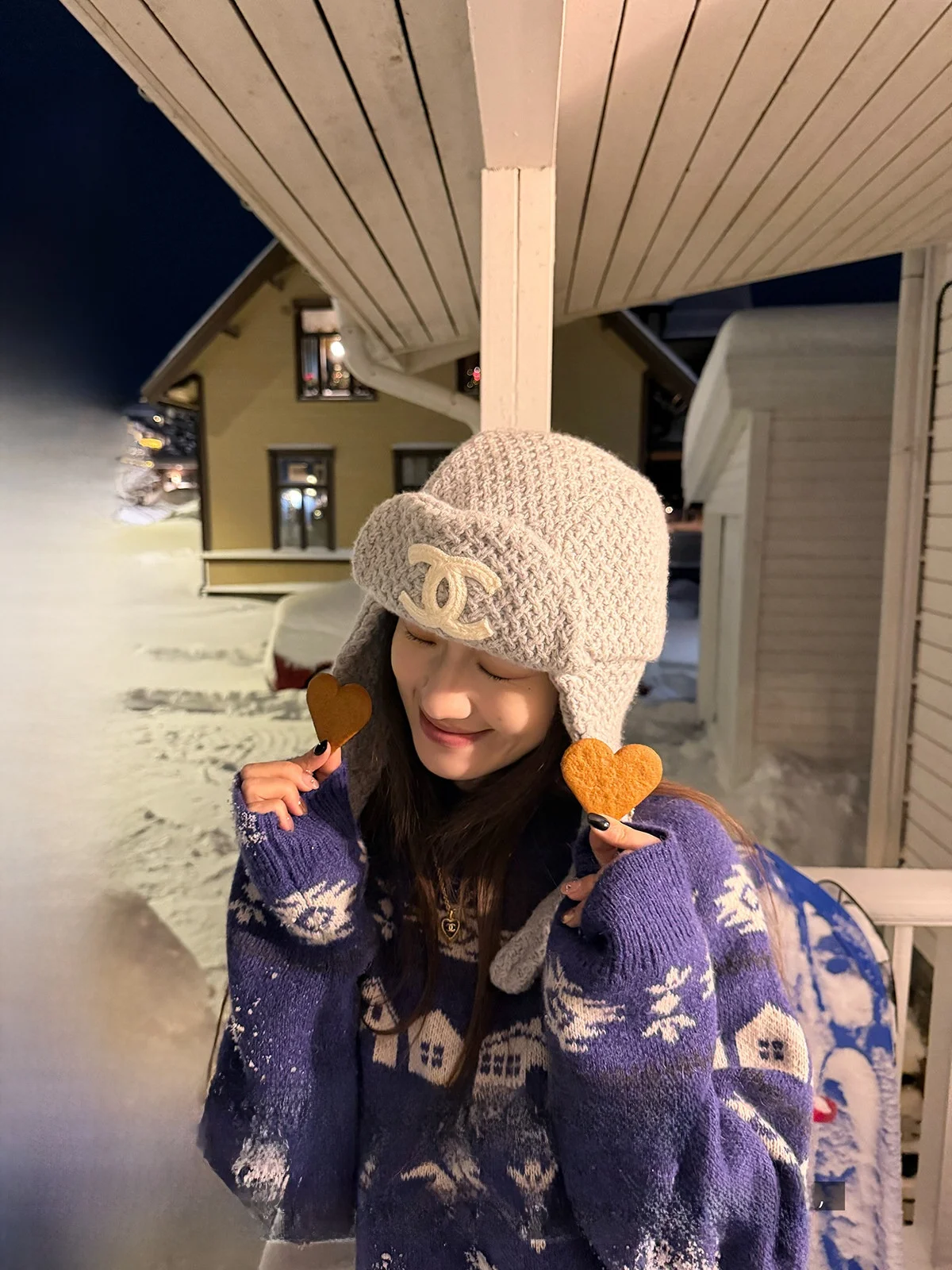 Оригинальный теплый свободный женский вязаный свитер-худи Xianai для осени и зимы, мягкий, с цветочным узором, повседневный, художественный стиль
Оригинальный теплый свободный женский вязаный свитер-худи Xianai для осени и зимы, мягкий, с цветочным узором, повседневный, художественный стиль