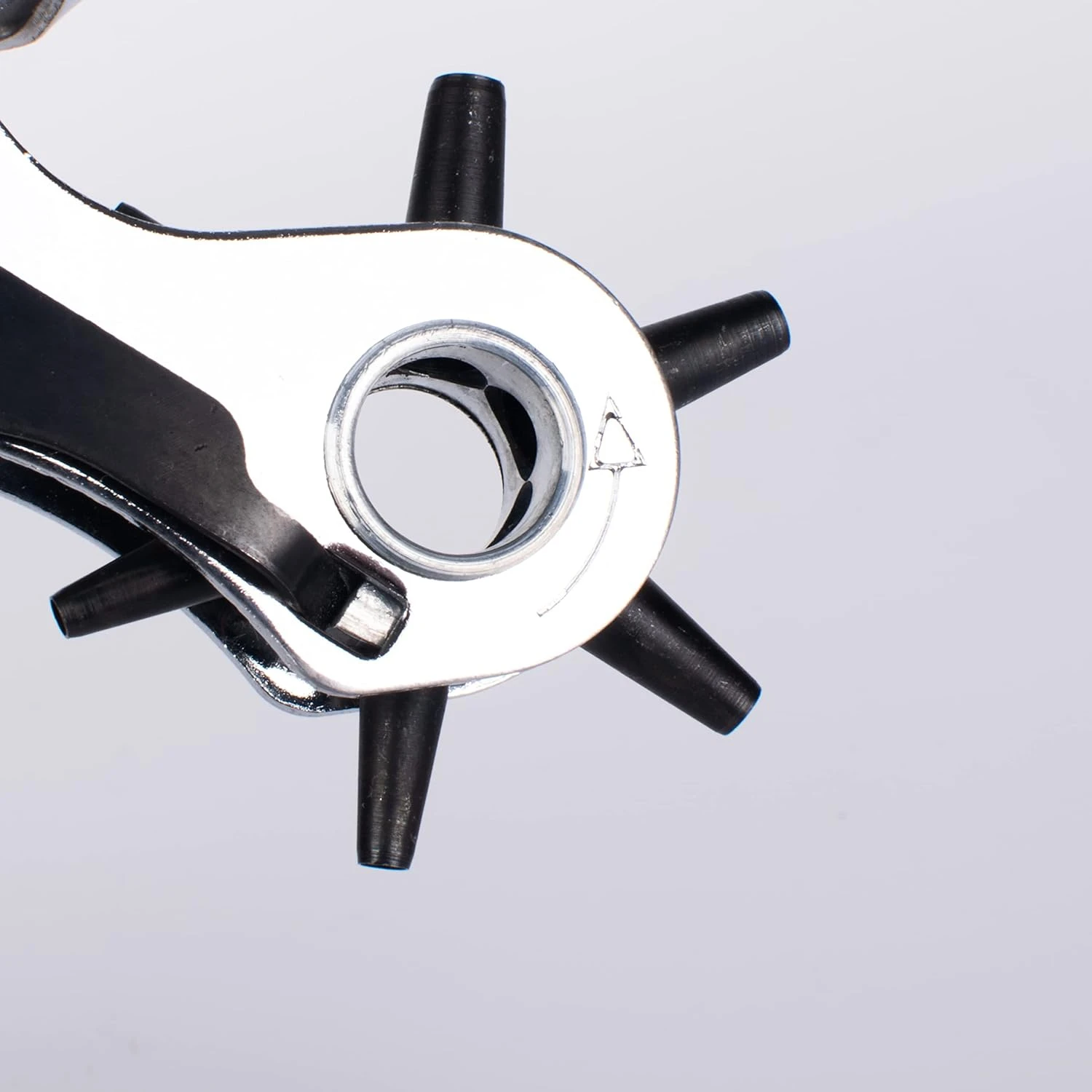 Must-Have High-Quality Durable Essential Silver Rotary Leather Hole Punch Tool for Leathercraft Belts - Versatile Precision Inst
Must-Have High-Quality Durable Essential Silver Rotary Leather Hole Punch Tool for Leathercraft Belts - Versatile Precision Inst
