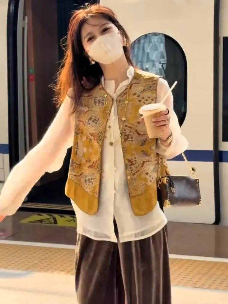 Stylish New Chinese Embroidered Women's Vest Spring 2026 Fashionable Small Size National Style Short Length Outerwear
Stylish New Chinese Embroidered Women's Vest Spring 2026 Fashionable Small Size National Style Short Length Outerwear