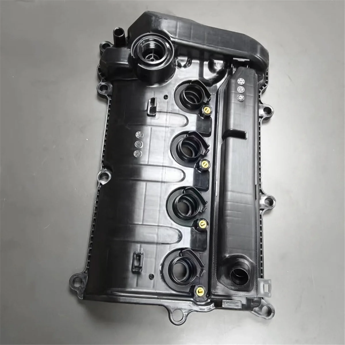 Крышка клапана двигателя Крышка коромысла 123105 R1003 12310-5R1-003 для Honda FitSaloon GK5 GM6 RU1
Крышка клапана двигателя Крышка коромысла 123105 R1003 12310-5R1-003 для Honda FitSaloon GK5 GM6 RU1