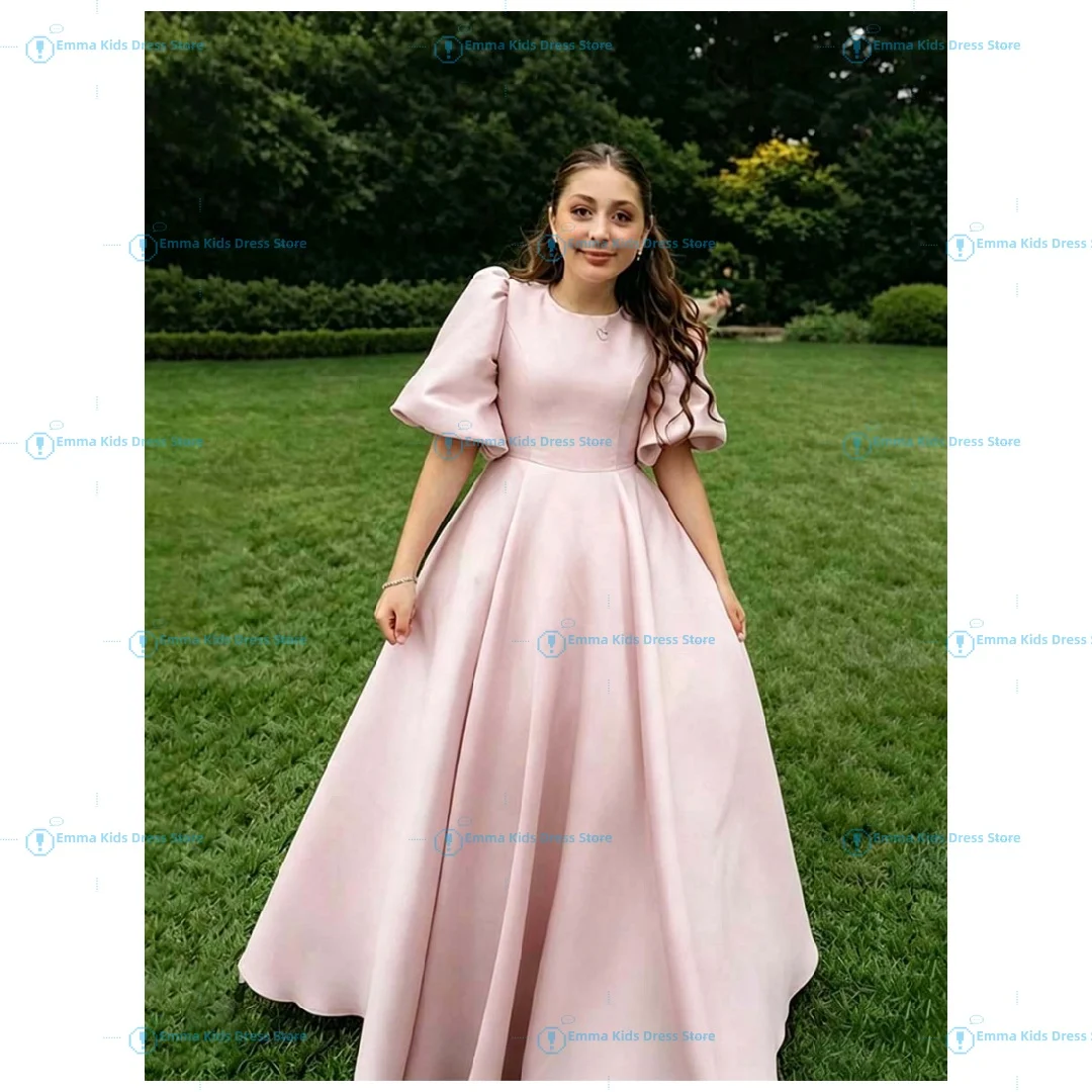 Custom satin puff sleeve flower girl dress suitable for girls, weddings, ideal for fifteenth birthdays and children's first comm
Custom satin puff sleeve flower girl dress suitable for girls, weddings, ideal for fifteenth birthdays and children's first comm