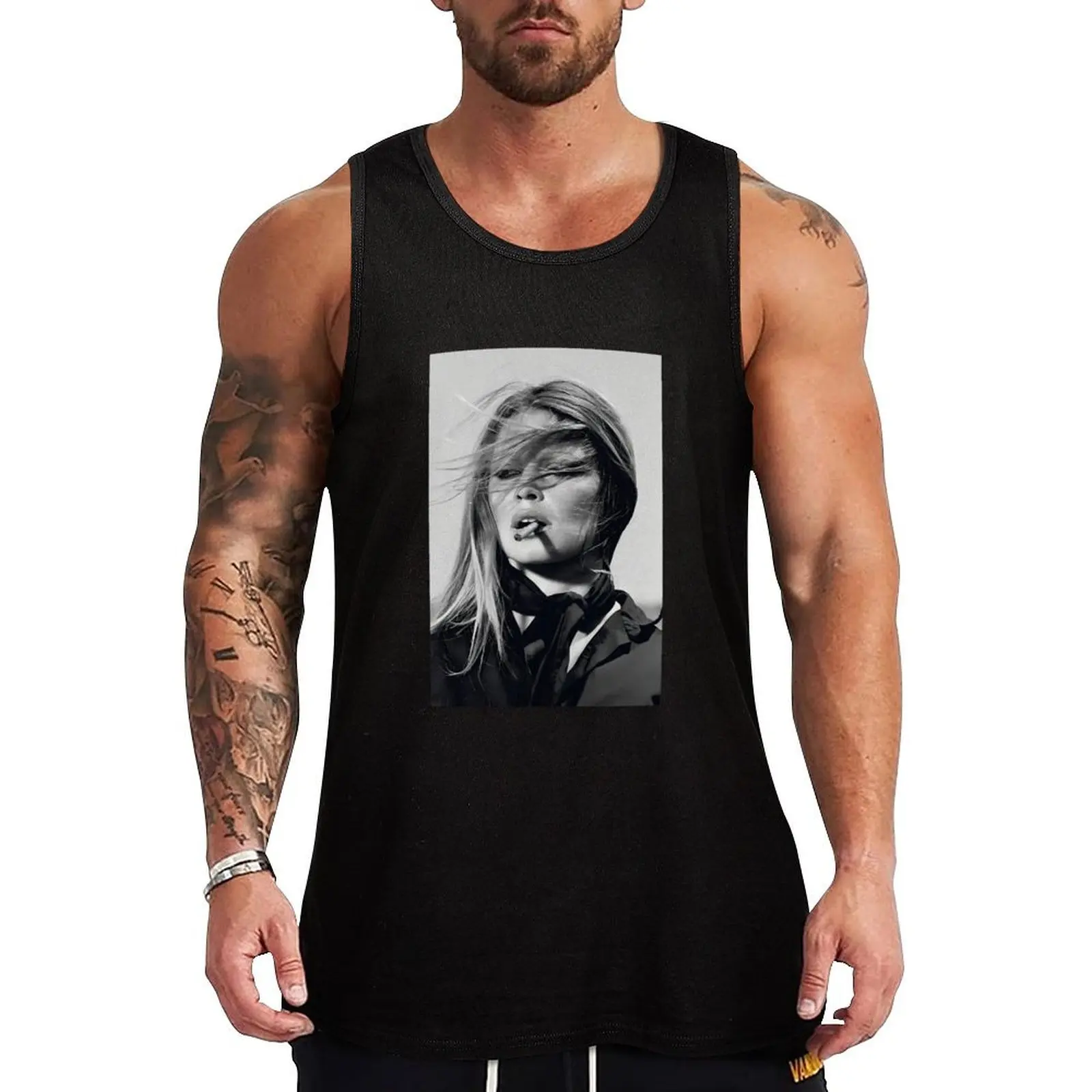 Smokin Girl Tank Top vest for men sports t-shirts for men Bodybuilding clothing man
Smokin Girl Tank Top vest for men sports t-shirts for men Bodybuilding clothing man