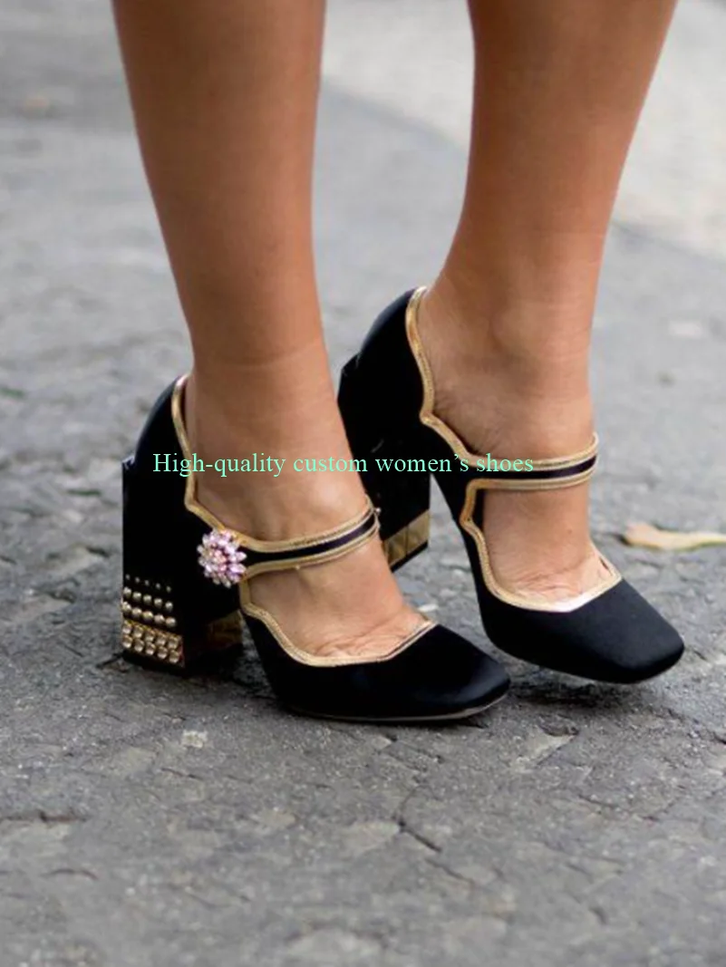 Pink Square Head Satin Fabric Wavy Shoe Buckle Women's Luxury Footwear Metal Rhinestone Buckle Square Heels Women's Shoes
Pink Square Head Satin Fabric Wavy Shoe Buckle Women's Luxury Footwear Metal Rhinestone Buckle Square Heels Women's Shoes