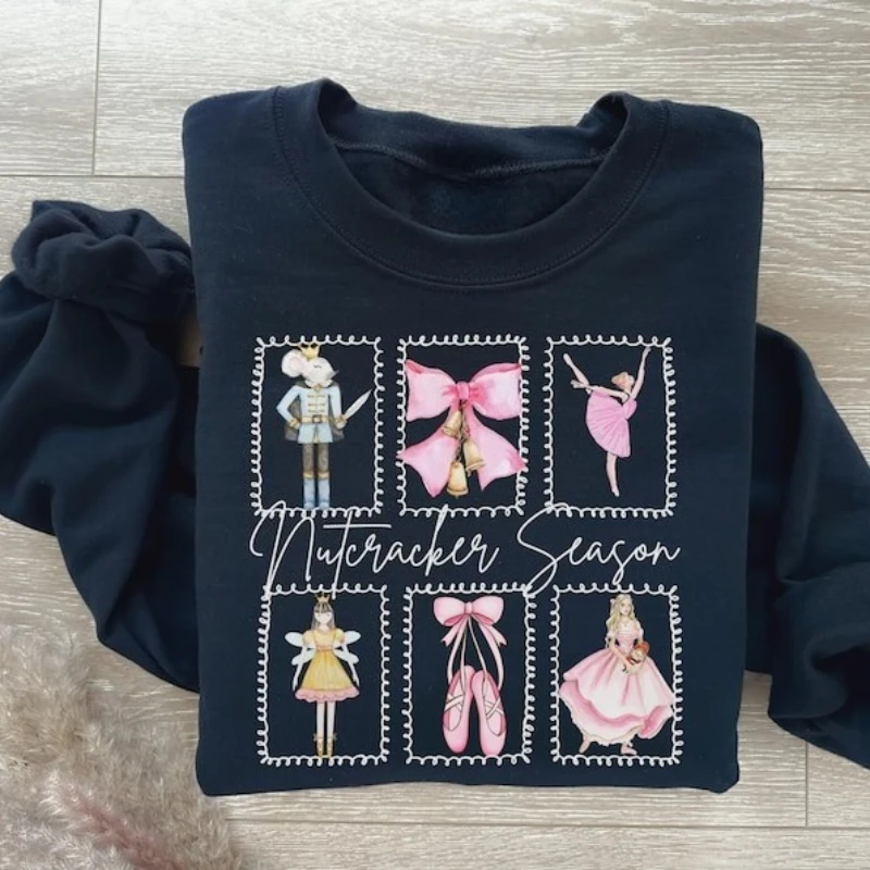 Women's Hoodie Christmas Nutcracker Sugraplum Fairy Stamps Ballet Dancer Bowknot Gift Coquette Aesthetic Dance Mama Sweatshirt
Women's Hoodie Christmas Nutcracker Sugraplum Fairy Stamps Ballet Dancer Bowknot Gift Coquette Aesthetic Dance Mama Sweatshirt